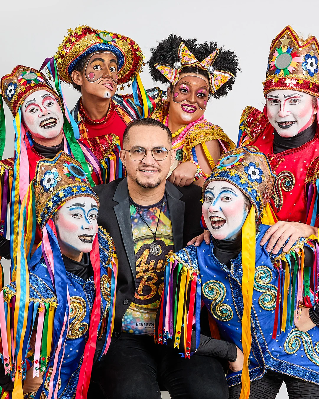 Elenco do Grupo Armorial de Teatro em cena